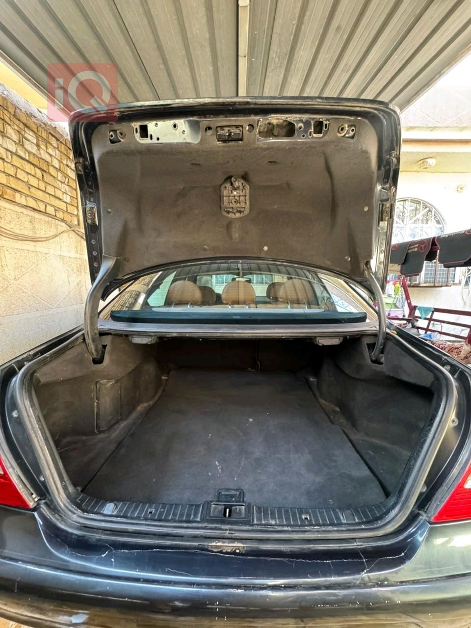 مرسيدس بنز E-Class